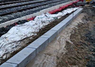 Pose de bordure en beton à Marzens